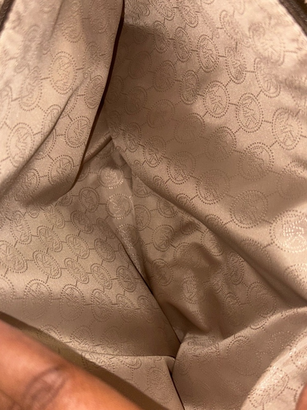 Michael Kors Brown Signature Jet Set Tote - Picture 8 of 16